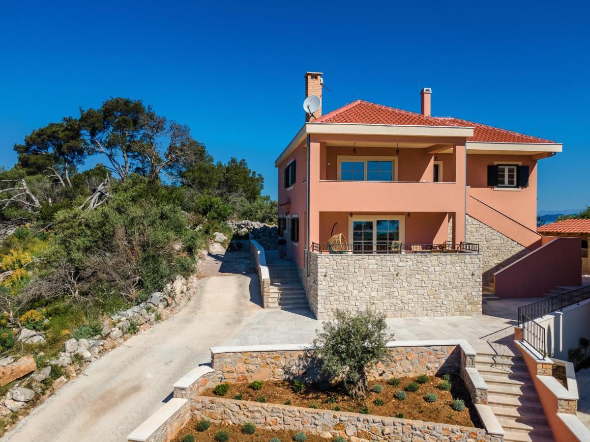 Lovro Luxury Apartment With Jacuzzi And Terrace Sea View Sali Esterno foto