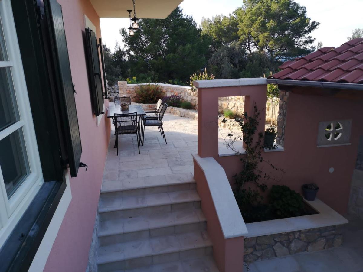 Lovro Luxury Apartment With Jacuzzi And Terrace Sea View Sali Esterno foto