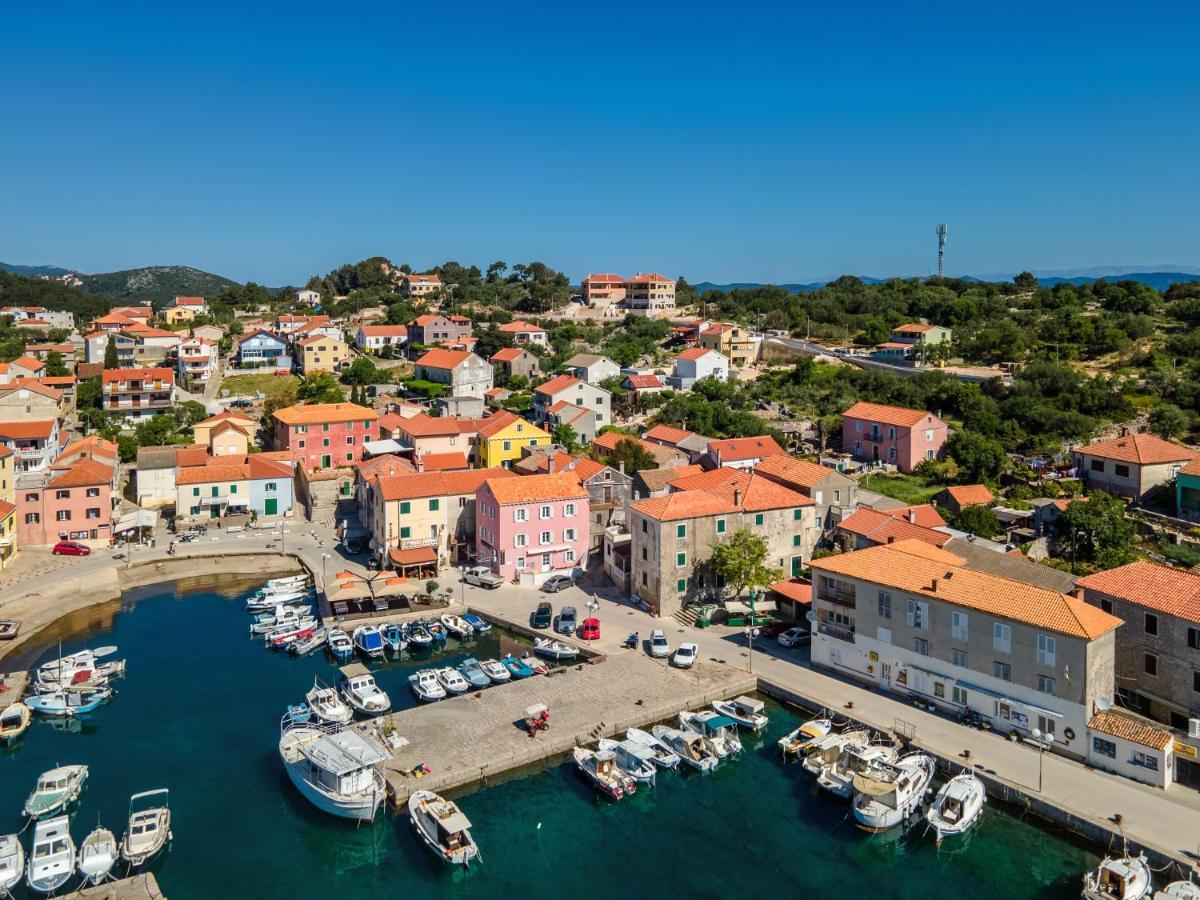 Lovro Luxury Apartment With Jacuzzi And Terrace Sea View Sali Esterno foto