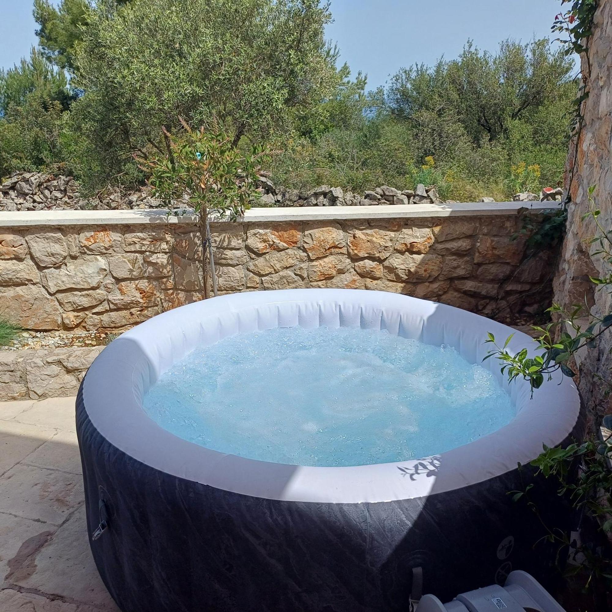 Lovro Luxury Apartment With Jacuzzi And Terrace Sea View Sali Esterno foto